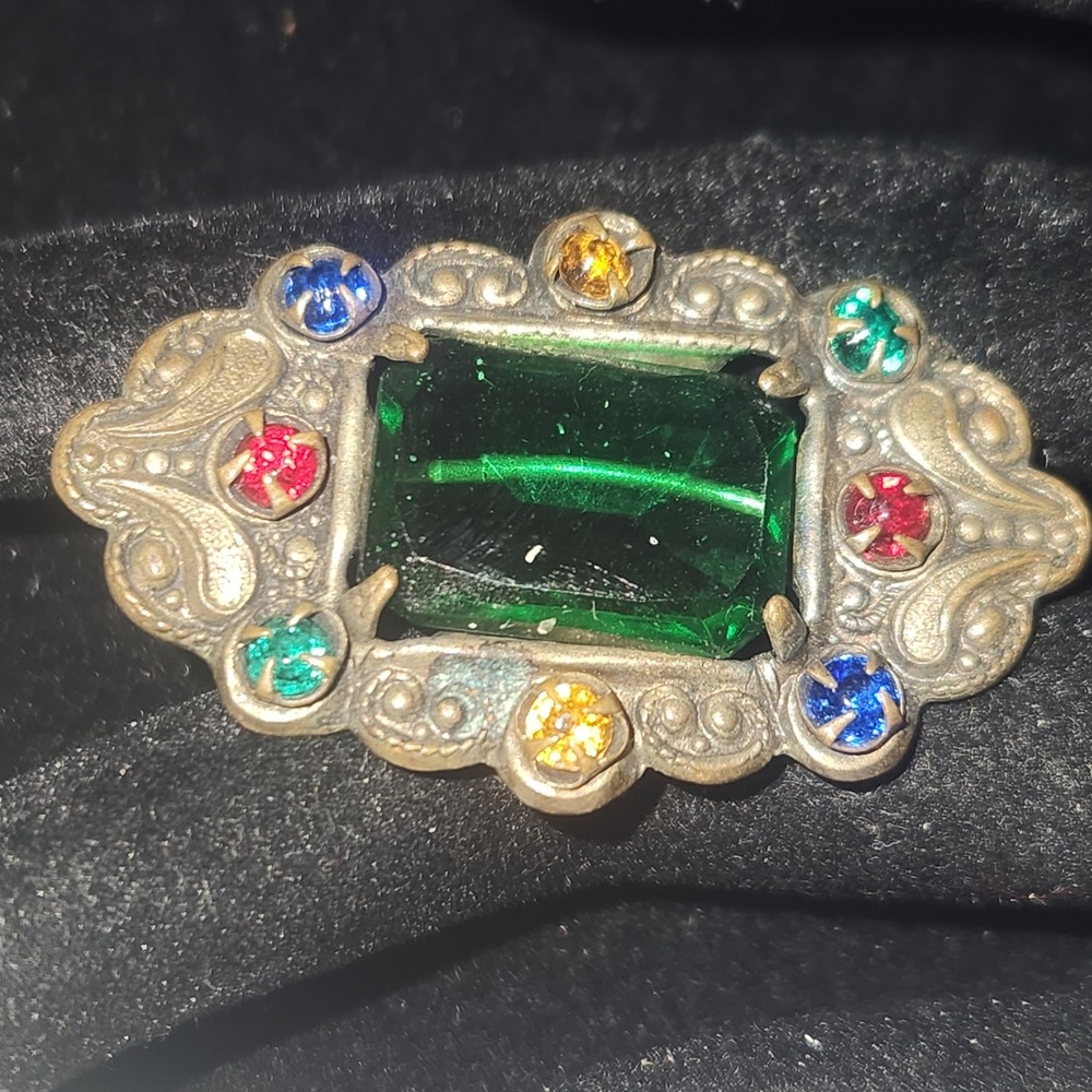 Vintage Antique Gold Tone Multi Color Rhinestone‎ Brooch Emerald Green Center